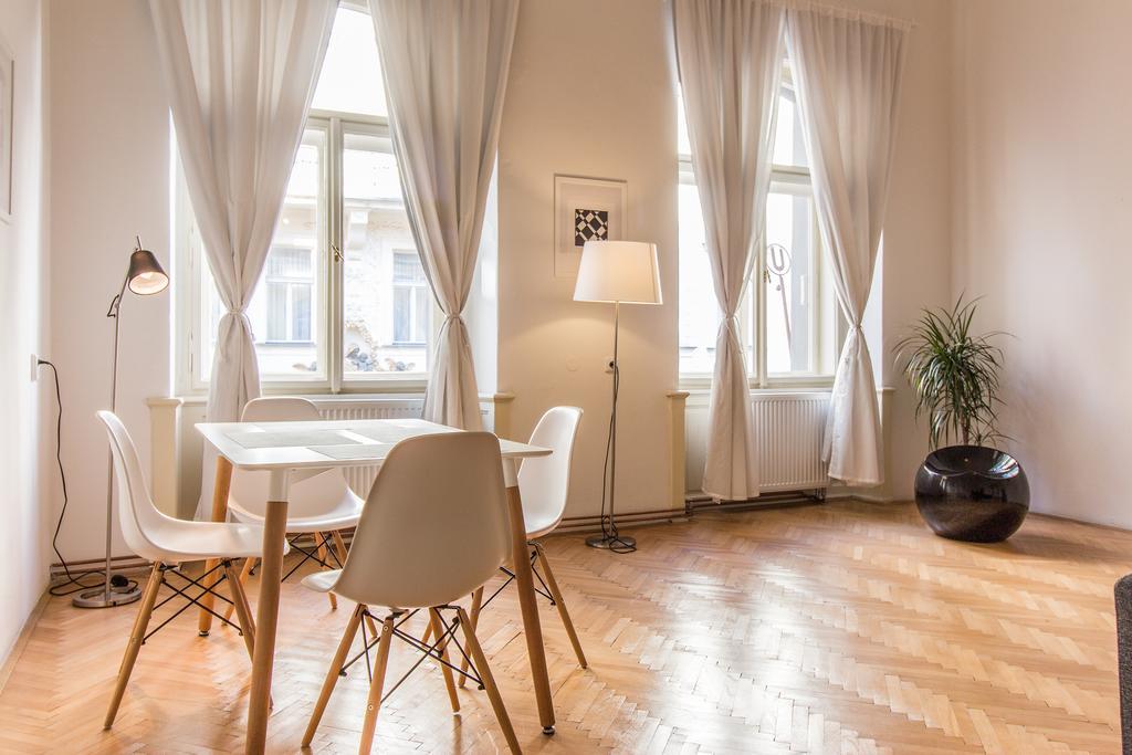 Mighty Prague Apartments Truhlarska Ngoại thất bức ảnh