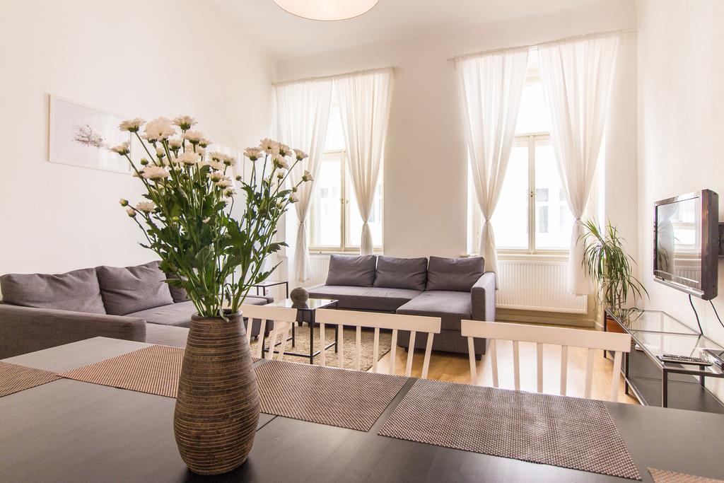 Mighty Prague Apartments Truhlarska Ngoại thất bức ảnh