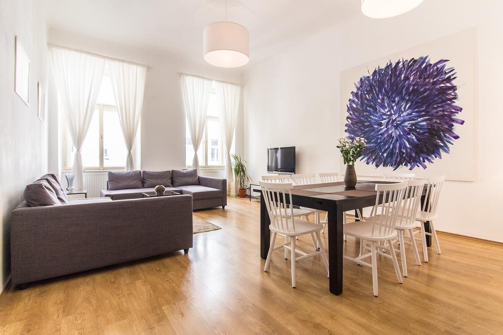 Mighty Prague Apartments Truhlarska Ngoại thất bức ảnh